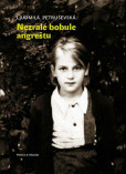 Nezralé bobule angreštu Nezralé bobule angreštu