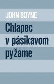 Chlapec v pásikavom pyžame Chlapec v pásikavom pyžame