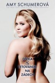 Dívka s tetováním na zádech Dívka s tetováním na zádech